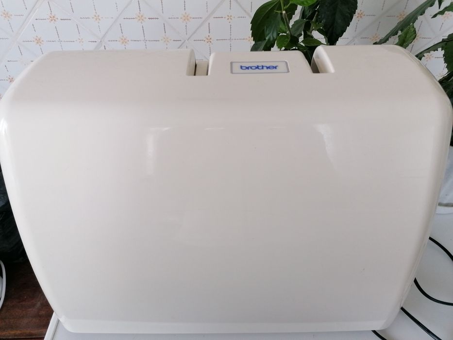 Комп'ютерна швейна машинка Brother 945