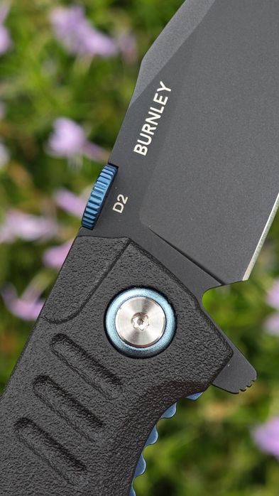 Boker Plus Bend Blackout: помічник відкриття, клинок D2, накладки GFN, дизайнер Lucas Burnley. Чудовий ніж з помічником відкриття. На кожен день EDC