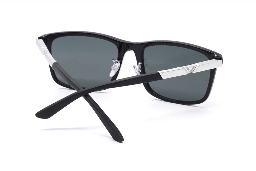 Солнцезащитные очки Armani +доп.аксесуары (оригинал )