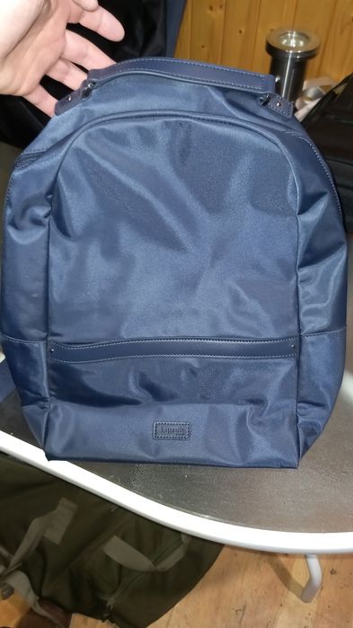 Рюкзаки продам , брендові