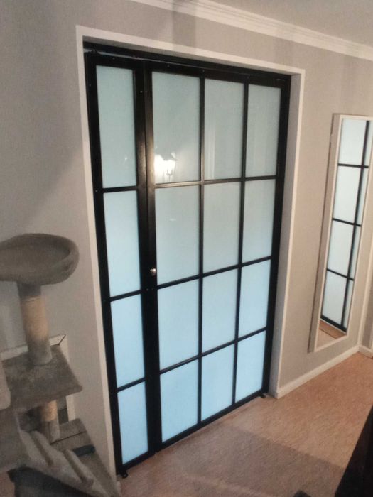 Ścianka loft, drzwi loft, drzwi metalowe, ściana ze szkła, ściana loft