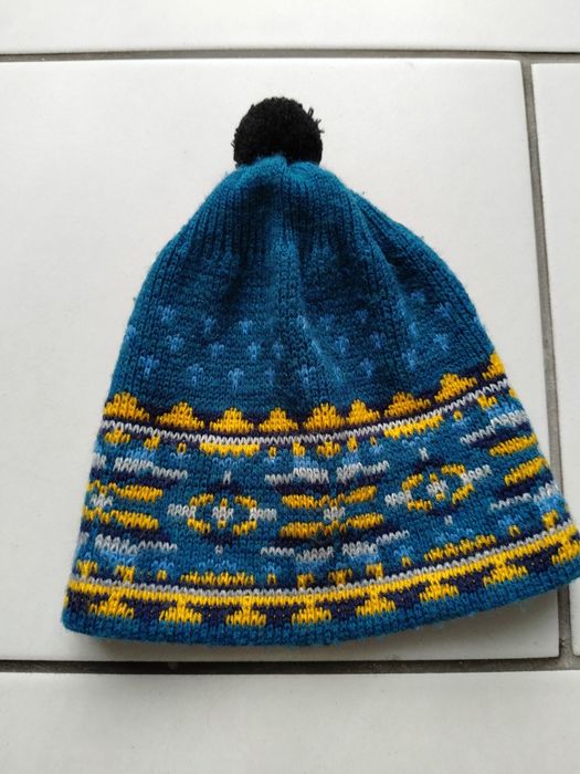 Niebieska czapka zimowa narciarska