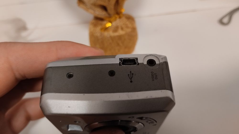 Повністю робочий вінтажний фотоапарат Concord 4060 af