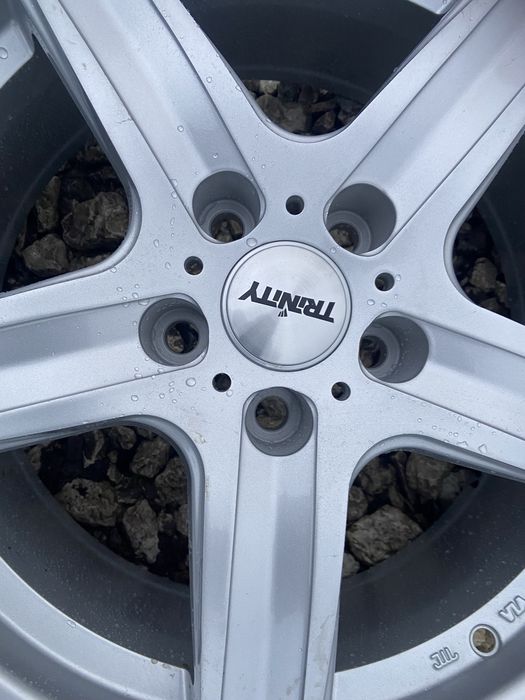 Felga 1 szt Mazda  17-5x114,3 Kia Nissan Hyundai