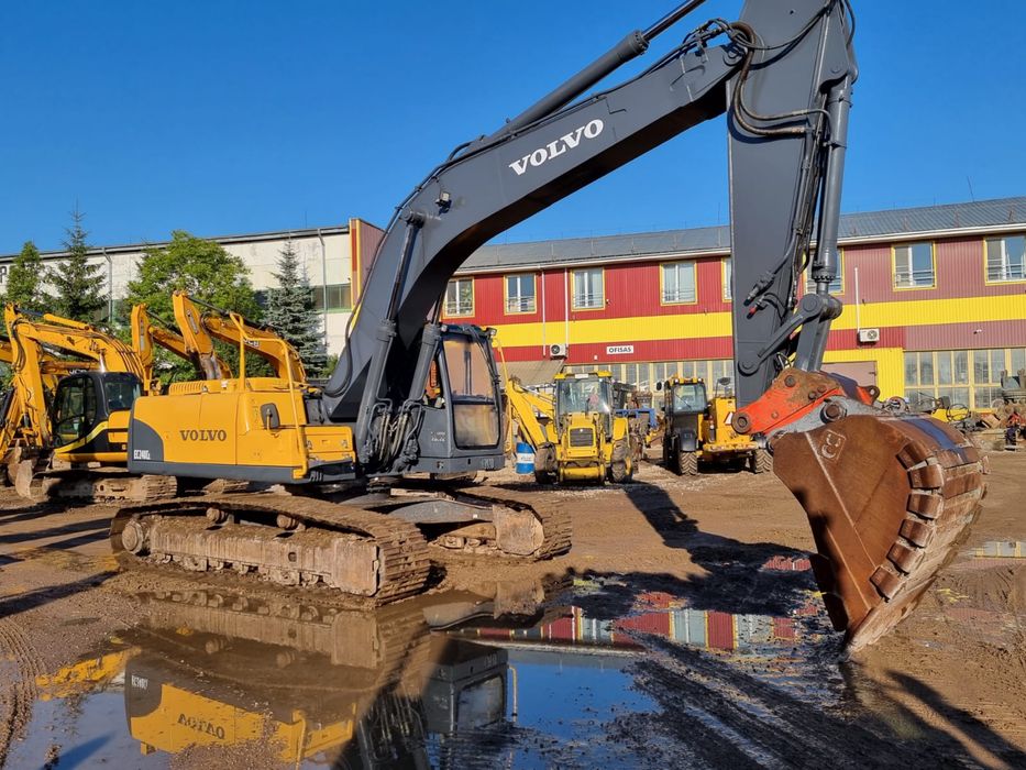 Продам экскаватор Volvo EC 240 LC , 2010 г.в