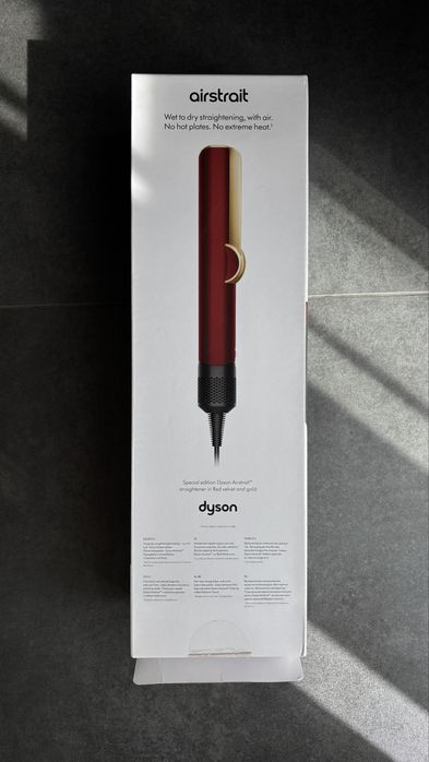 Dyson Airstrait HT01 Velvet Red/Gold — оригінал