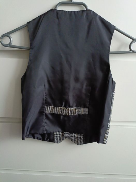 Kamizelka chłopięca do garnituru