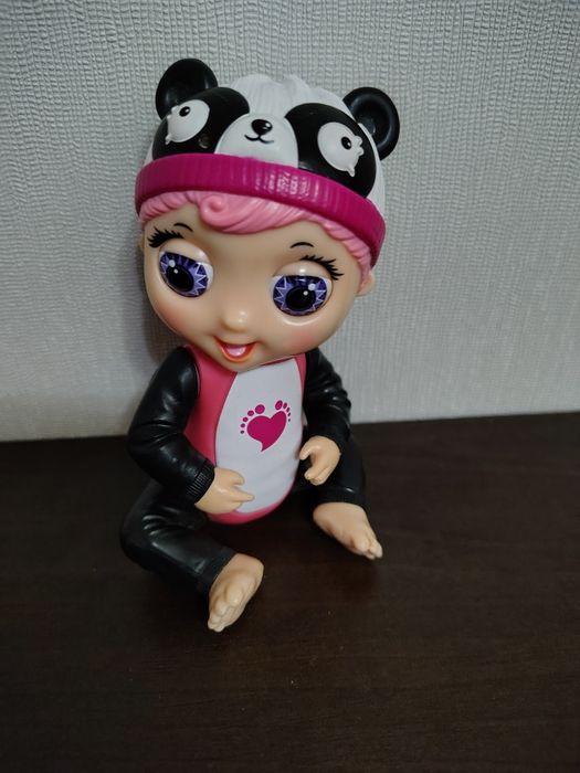Інтерактивна лялька Playmates Tiny Toes Giggling Gabby Panda Toy Панда