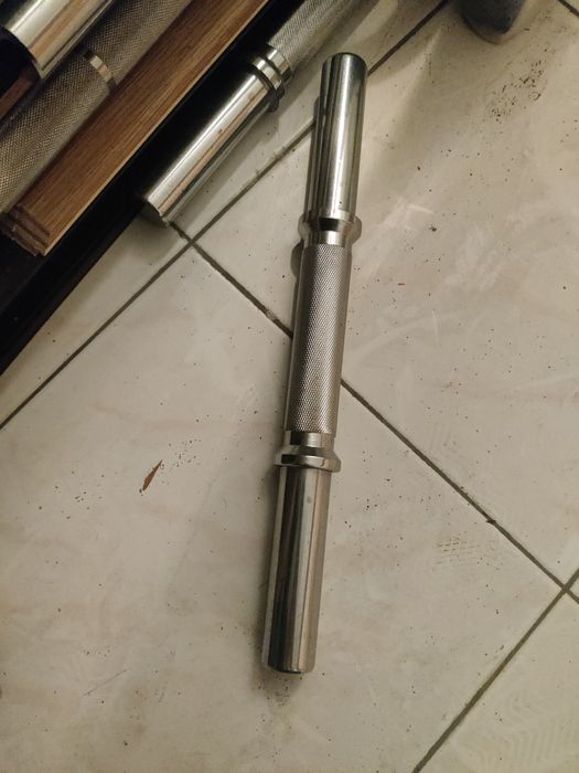 Barras de musculação pequenas