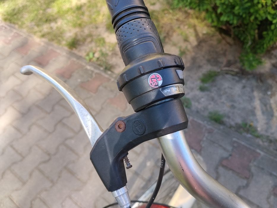 Rower damka koła 28
