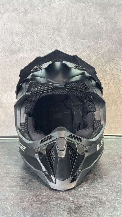 Кросовий мотошолом LS2 MX700 Subverter Black Matt (Розмір L, стан 7.5/10)