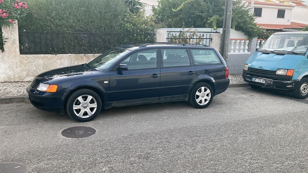 Volkswagen Passat 1.9 TDI 1998 para peças ou reparação