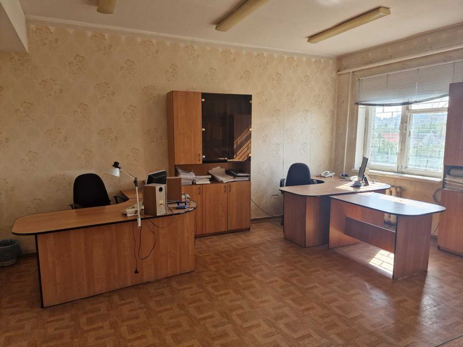 Здається   Офіс в оренду