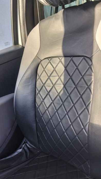 Renault Clio comercial 2 lugares