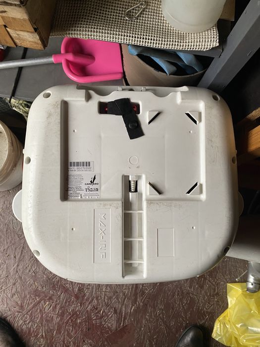 Fotelik samochodowy Caretero Tiger Czarny 15-36Kg