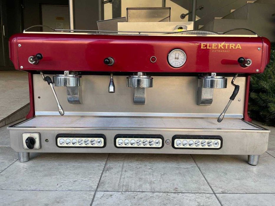 Професійна кавомашина / Профессиональная кофемашина Elektra Extra 3gr