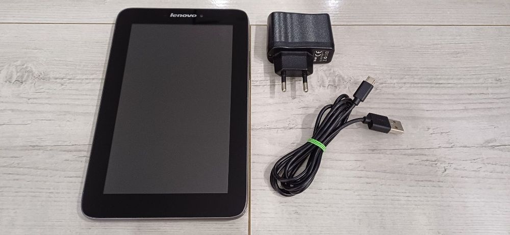 Tablet Lenovo Ideatab A2107-H 7" Dual Sim 16GB 1GB Ram 2+0,3MP BT GPS