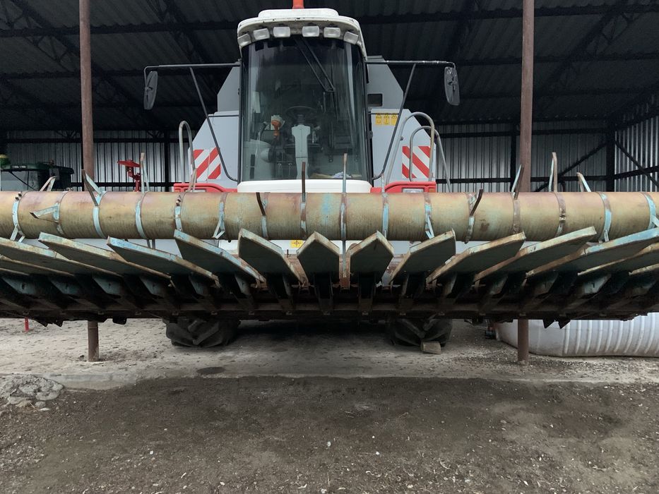 Комбайн вектор 410