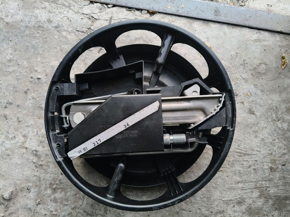 Вкладиш колеса запасного домкрат донкрат MERCEDES A2128980914