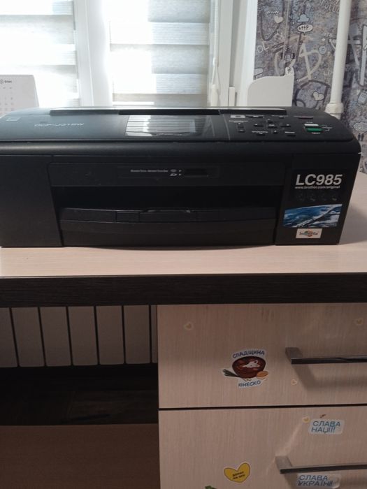 Продам принтер струйный