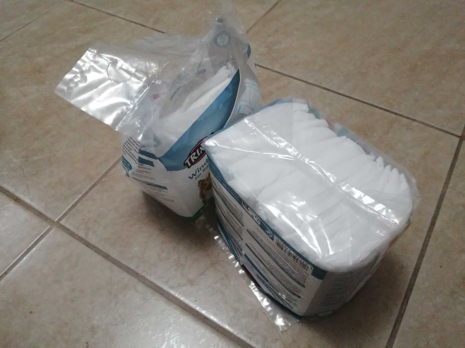 15 Fraldas para cão (Tamanho S/M) - Portes grátis