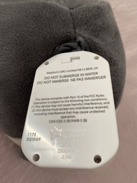 Panda - Luz, música, white noise,  Tommee tippee