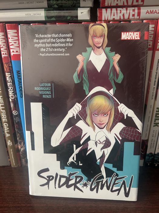Комікс Spider Gwen Deluxe Edition vol 1