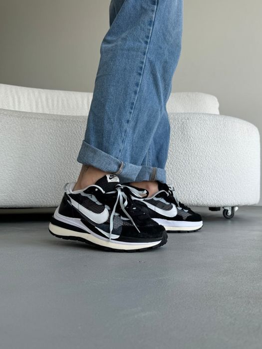 36-45 р Nike VaporWaffle x Sacai Black/White кросівки