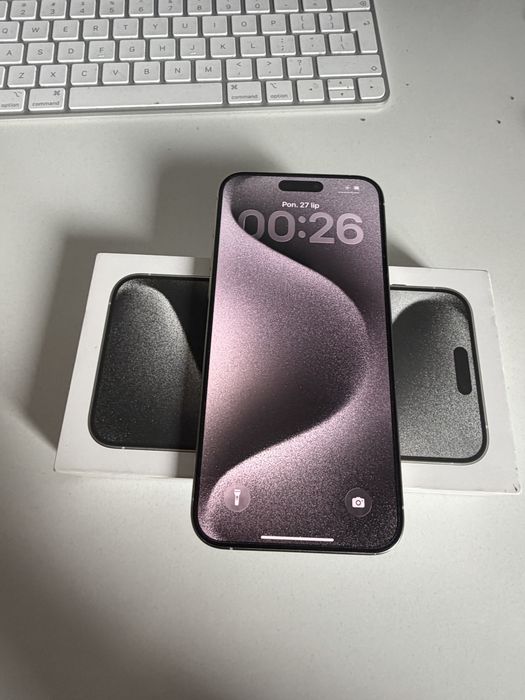 Bateria 95% iPhone 15 Pro Max 256gb White Titanium