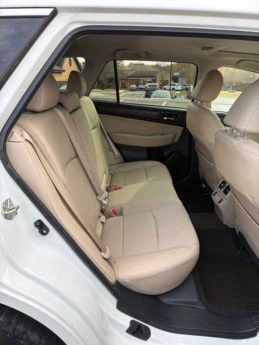 Subaru Outback Limited      2019