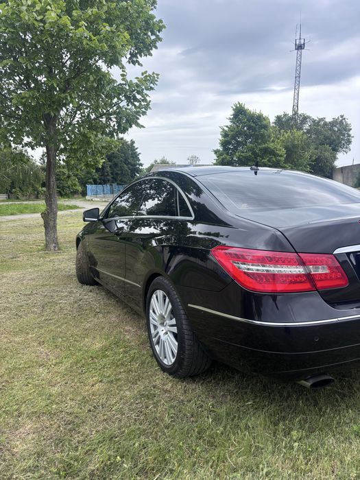Mercedes w207 (212 купе)