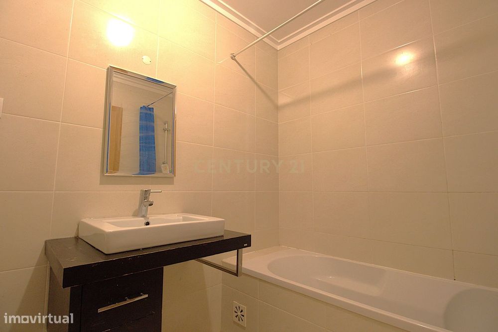 Apartamento T3 com Suite no Montenegro – Rés do Chão