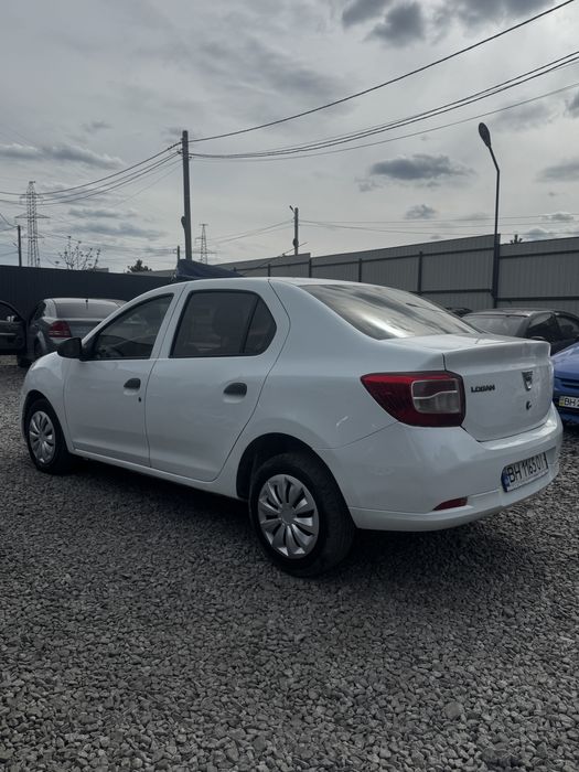 Dacia Logan 2016 год 1.2л Газ-Бензин Механика