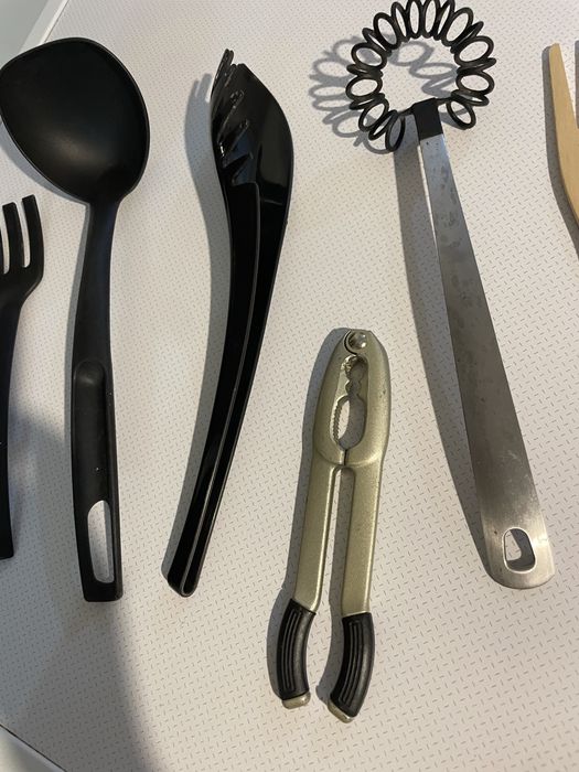 Conjuntos talheres + utensilios cozinha