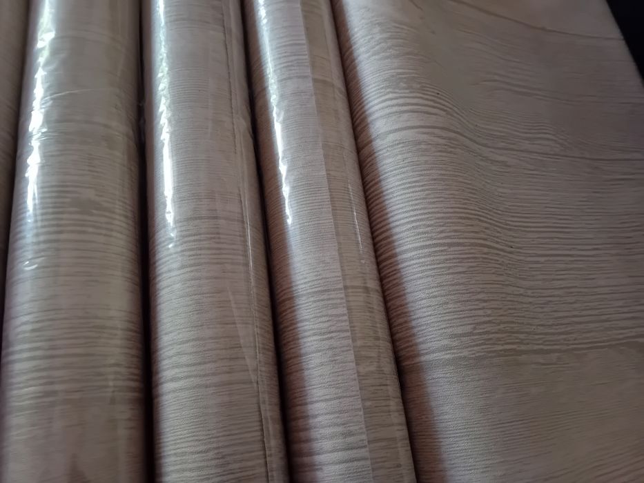Okleina drewnopodobna imitującą panele,podłogowa