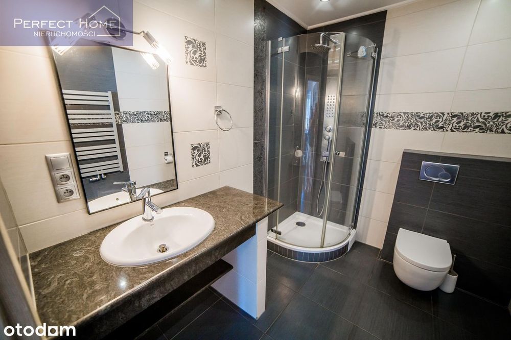 Dom W Kiczycach | 5 Pokoi | 849 M² Działki | Podwójny Garaż