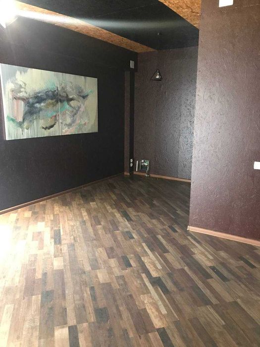 Оренда офісних приміщень ринок "Анжеліка"/2 Стовпи