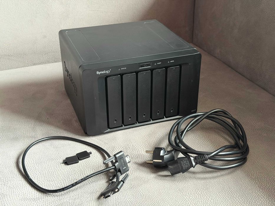 jednostka rozszerzająca serwer NAS SYNOLOGY DX517 5bay
