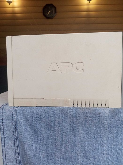 Источник бесперебойного питания Back-UPS CS 500 APC (BK500EI)