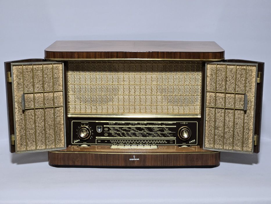 Rádio antigo reparado Siemens