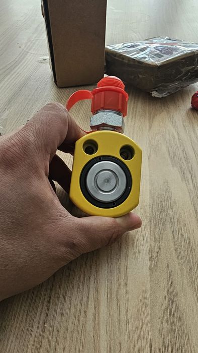 Macaco hidráulico compacto