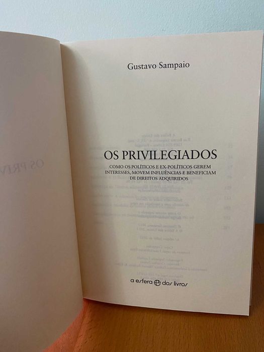 Os Privilegiados - Gustavo Sampaio