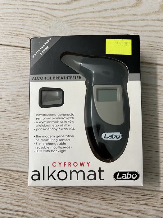 Alkomat cyfrowy na baterie