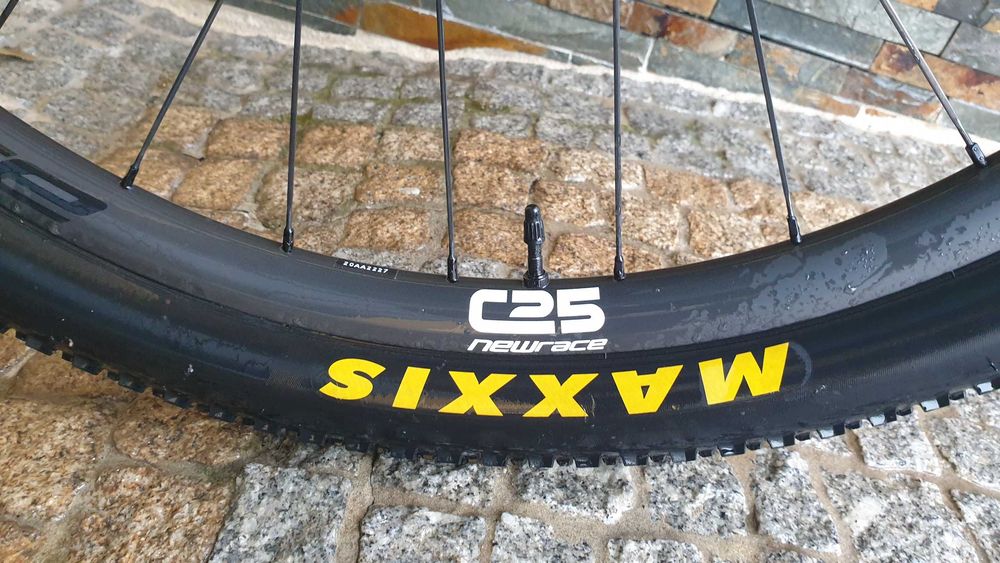 Troco!      LOOK 989 Carbono Roda 29 C/ Nova!