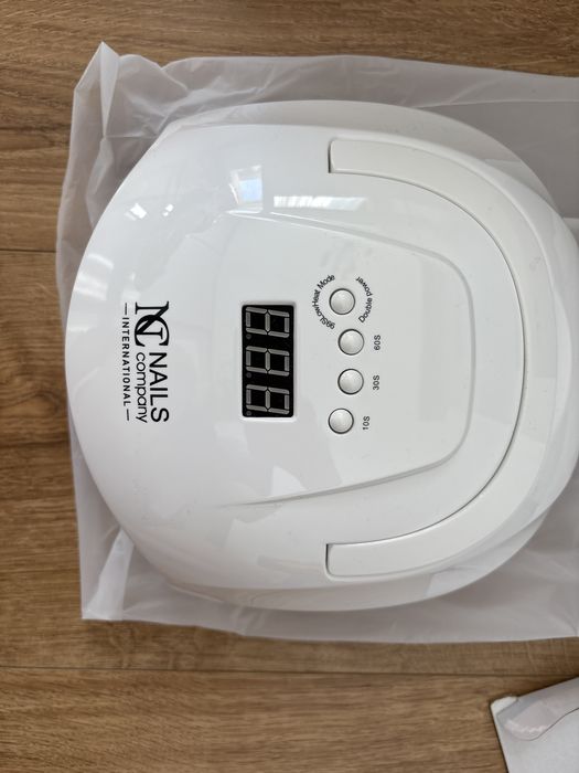 Lampa NC Nails Company International. Jak nowa!