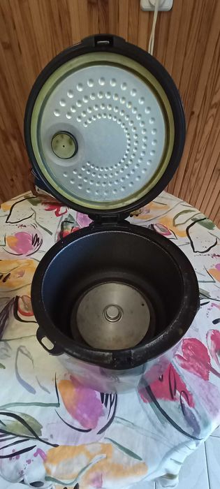 Мультиварка б/у (не робоча), HOME element