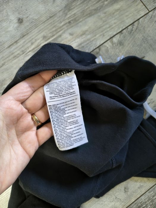 Cienkie spodnie dresowe Nike xs
