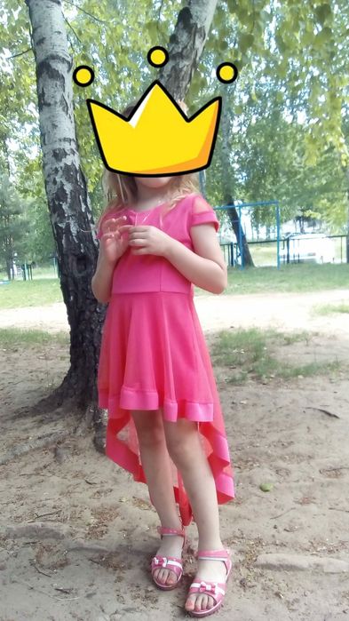 Платье нарядное детское со шлейфом