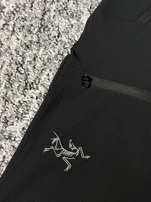 Трекінгові шорти Arcteryx Gamma SL чорні еластичні карго шорти M