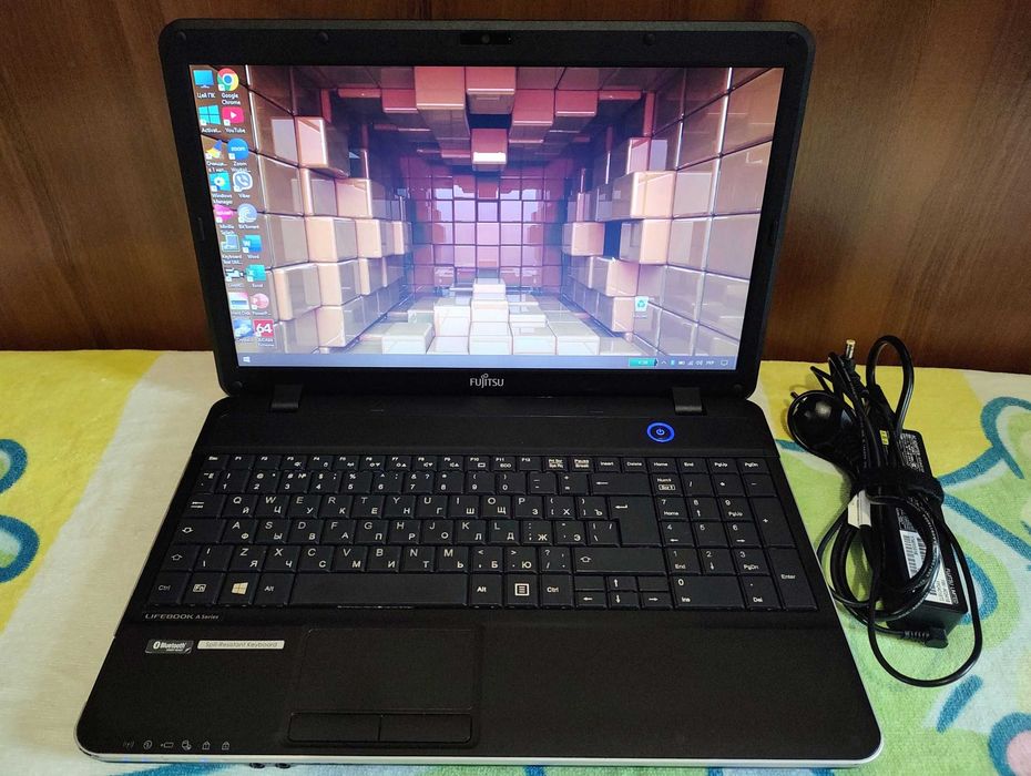 Fujitsu A512,15.6"мат./ОП-8Гб/нові SSD і HDD/бат.-3год